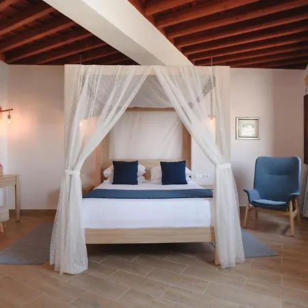 Thalassa 1 2 Bedrooms With En-suite Sea Views